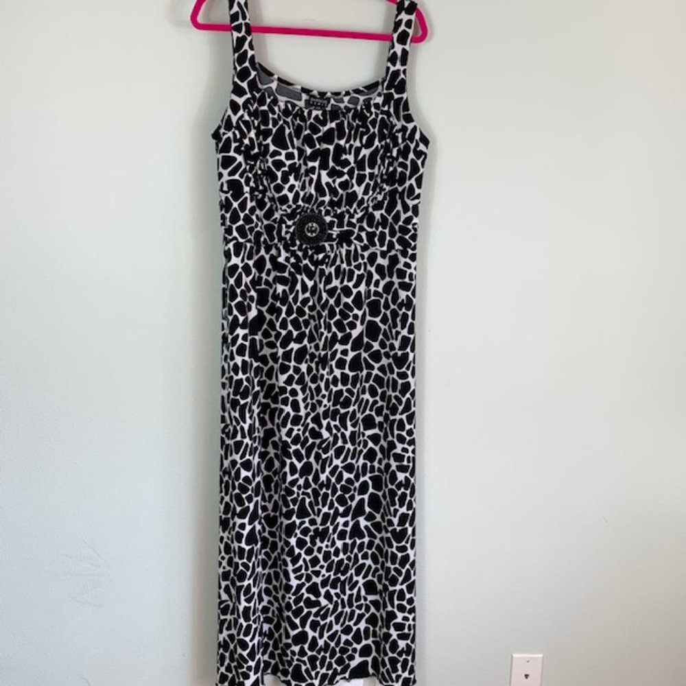 En Focus Women Embellished Dress Size 20W